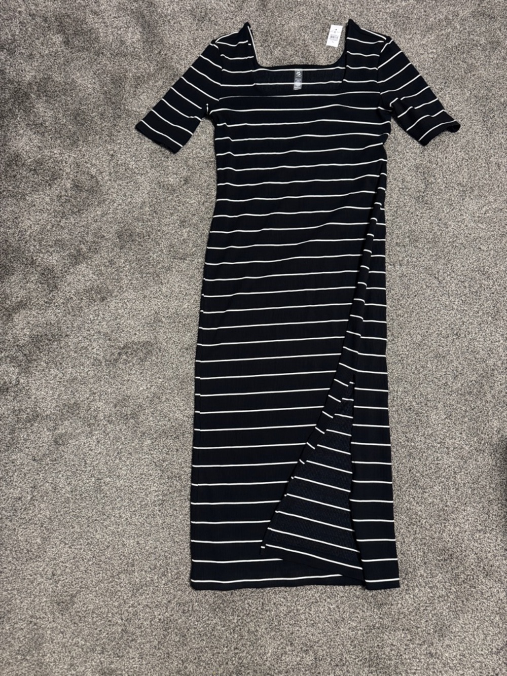 Lou & Grey Long Slit Side Black and White Stripped Dress. XL.